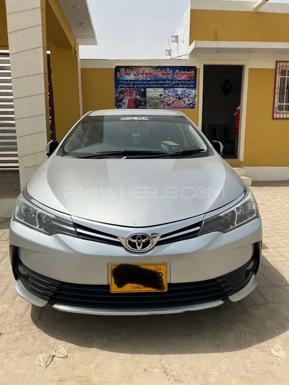 Toyota Corolla 2018 for Sale in Larkana Image-1