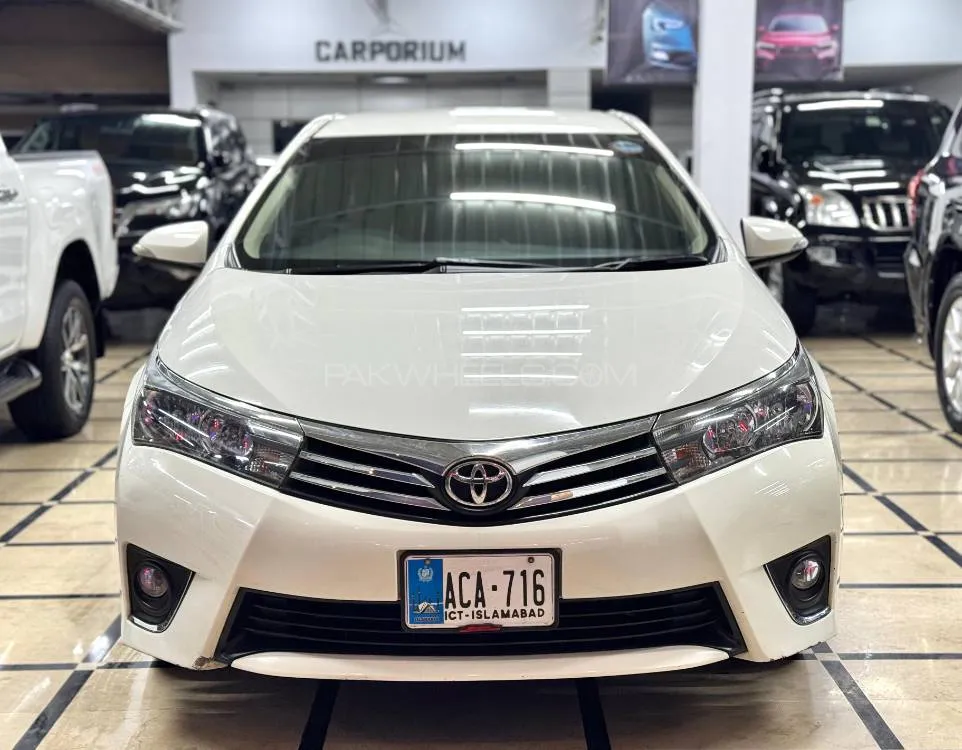 Toyota Corolla 2016 for Sale in Peshawar Image-1