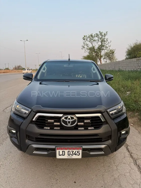 Toyota Hilux 2022 for Sale in Peshawar Image-1