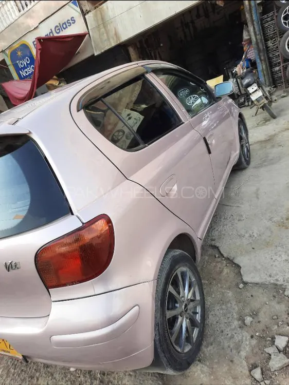 Toyota Vitz 2003 for Sale in Karachi Image-1