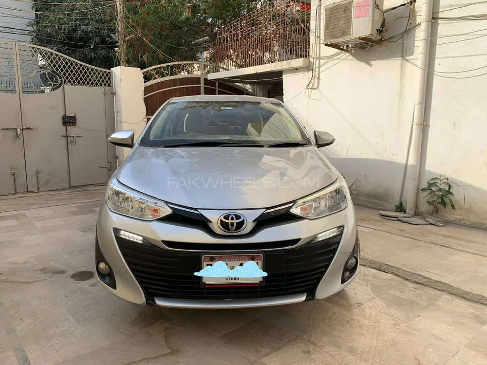 Toyota Yaris Sedan 2020 for Sale in Karachi Image-1