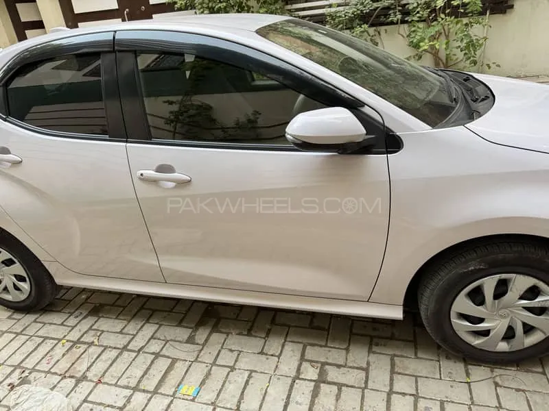 ٹویوٹا یارس سیڈان 2024 for Sale in حیدرآباد Image-1