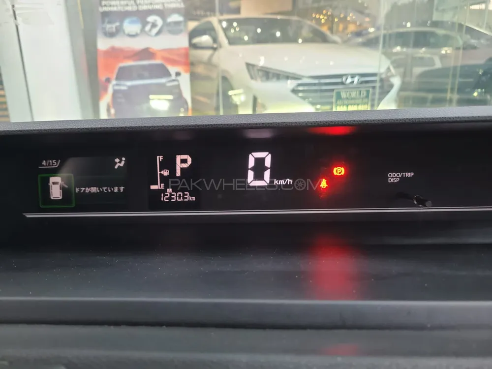 Daihatsu Tanto 2021 for Sale in Karachi Image-1