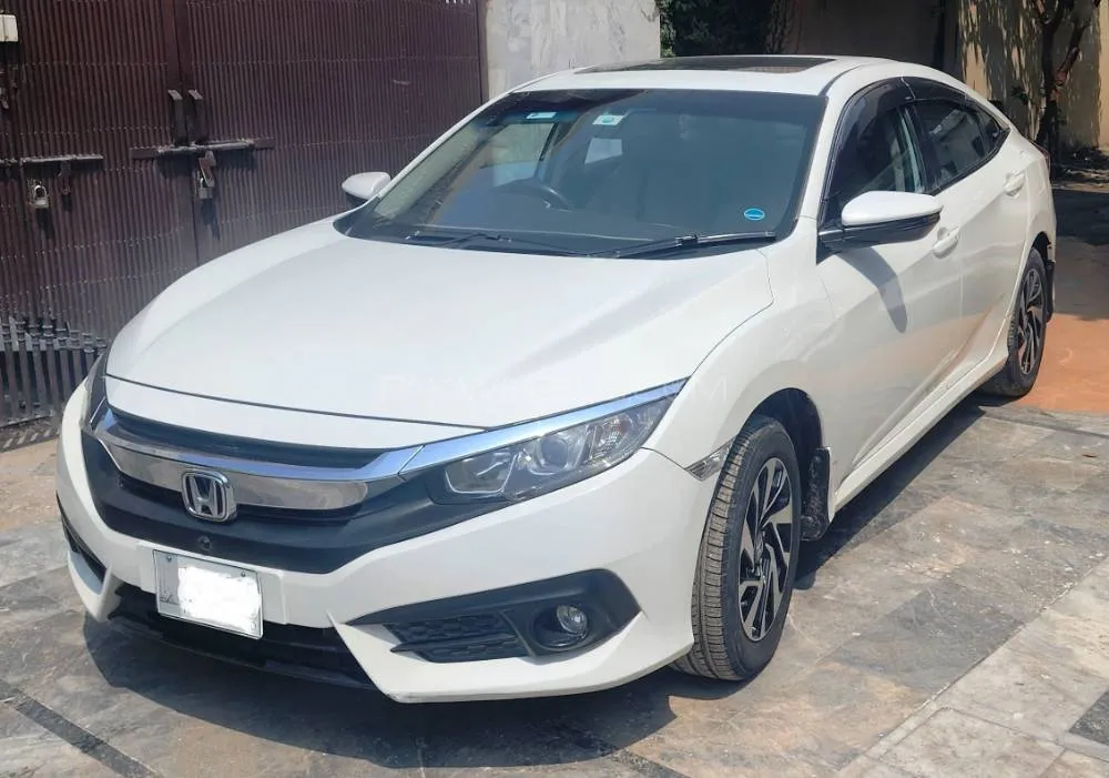 Honda Civic 2018 for Sale in Islamabad Image-1
