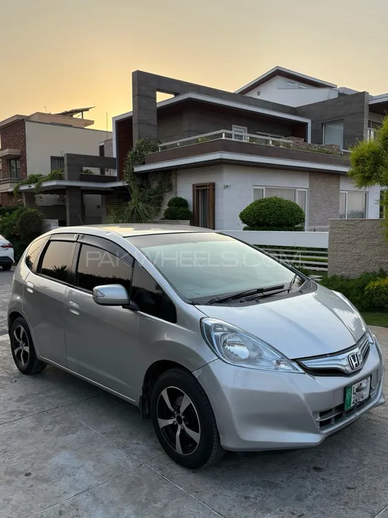 Honda Fit 2011 for Sale in Islamabad Image-1