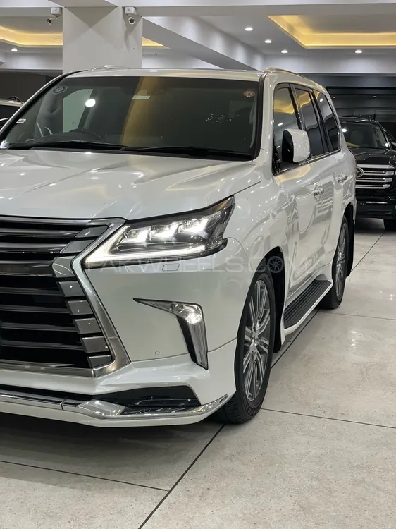 Lexus LX Series 2017 for Sale in Lahore Lexus LX Series 2017 for Sale in Lahore Image-3