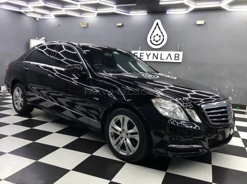Mercedes Benz E Class 2012 for Sale in Lahore Image-1