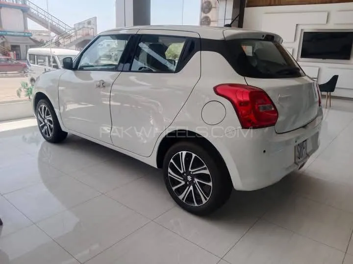 Suzuki Swift 2025 for Sale in Karachi Image-1