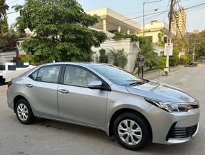 TOYOTA COROLLA GLI MANUAL 1.3 (1300cc)
Model 2019 || Registered 2019
45,000kms driven Genuine 
Toyota Authorized Dealership Maintained
Silver Color 
Right Front Fender Wheel Arch Repainted Rest 
Full Original Paint 100% Guaranteed 
Beige Interior
Manual Transmission 
Well maintained using high end products 
1st Owner
Brand New Condition 
Interior is as crispy as new 
See to believe 
READY DELIVERY 
EXCHANGE POSSIBLE WITH ANY CAR

For inspection
Available at SUPREME CARS
Plot # 151/F,Under Imam heights,Shop no.1&2, Main Khalid Bin Walid Rd, Karachi, Sindh 75400

|  Premium Cars |  Best Prices |  Optimum Performance | 
#supremecarsgang