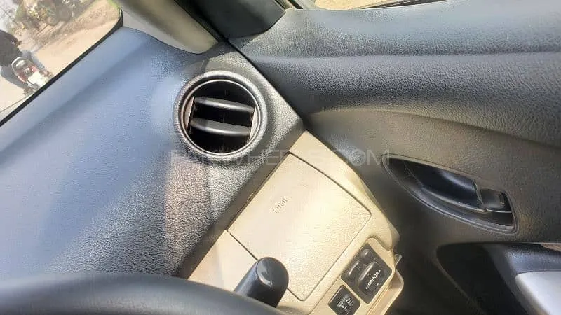 Toyota Belta 2006 for Sale in Lahore Image-1