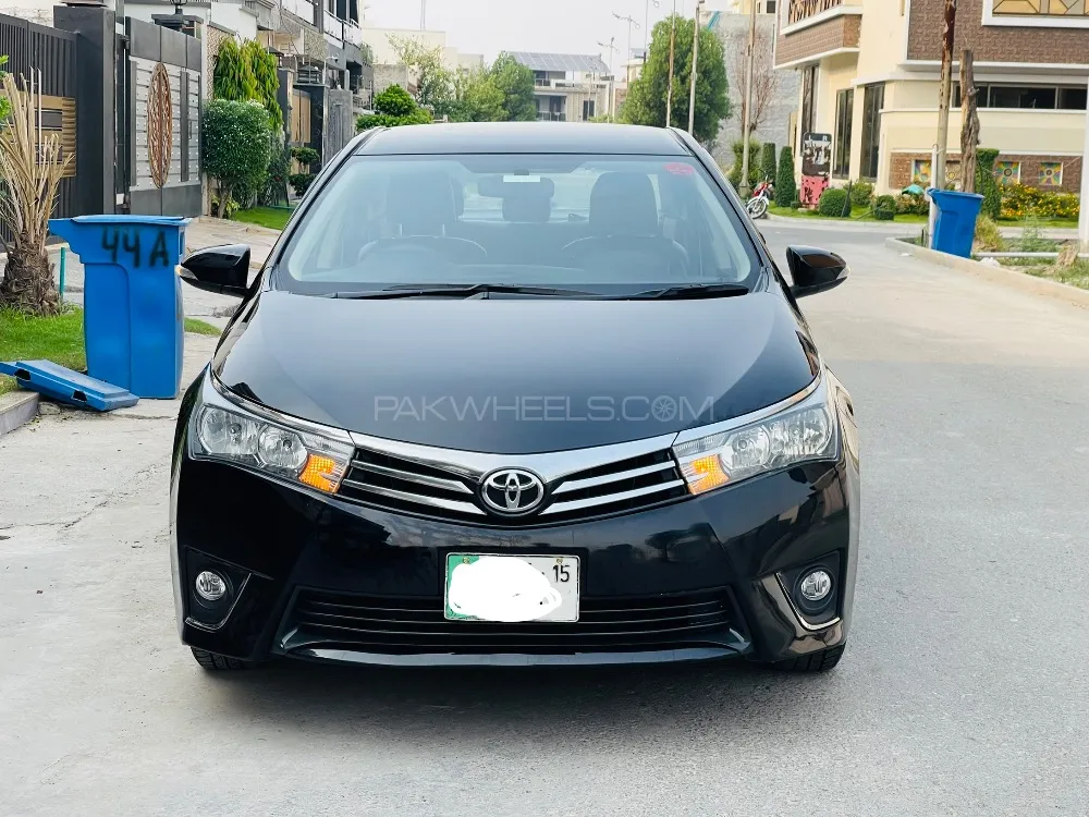 Toyota Corolla 2015 for Sale in Gujranwala Image-1