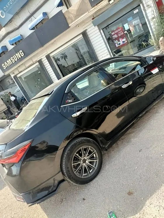 Toyota Corolla 2016 for Sale in Hyderabad Image-1