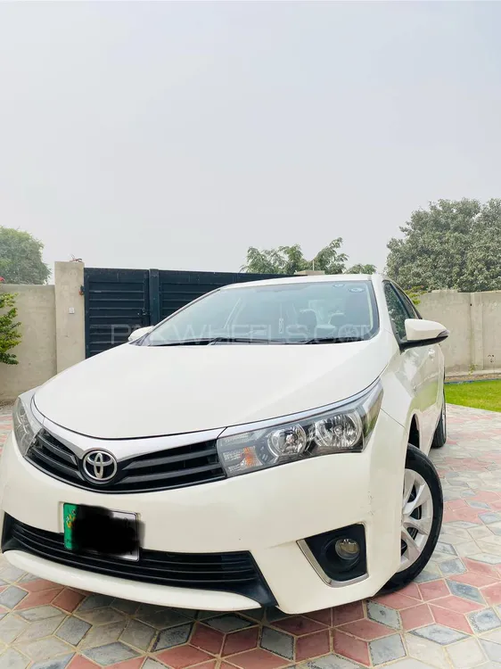 Toyota Corolla 2016 for Sale in Sargodha Image-1
