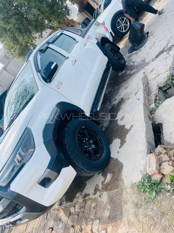 Toyota Hilux 2008 for Sale in Mandi bahauddin Image-1