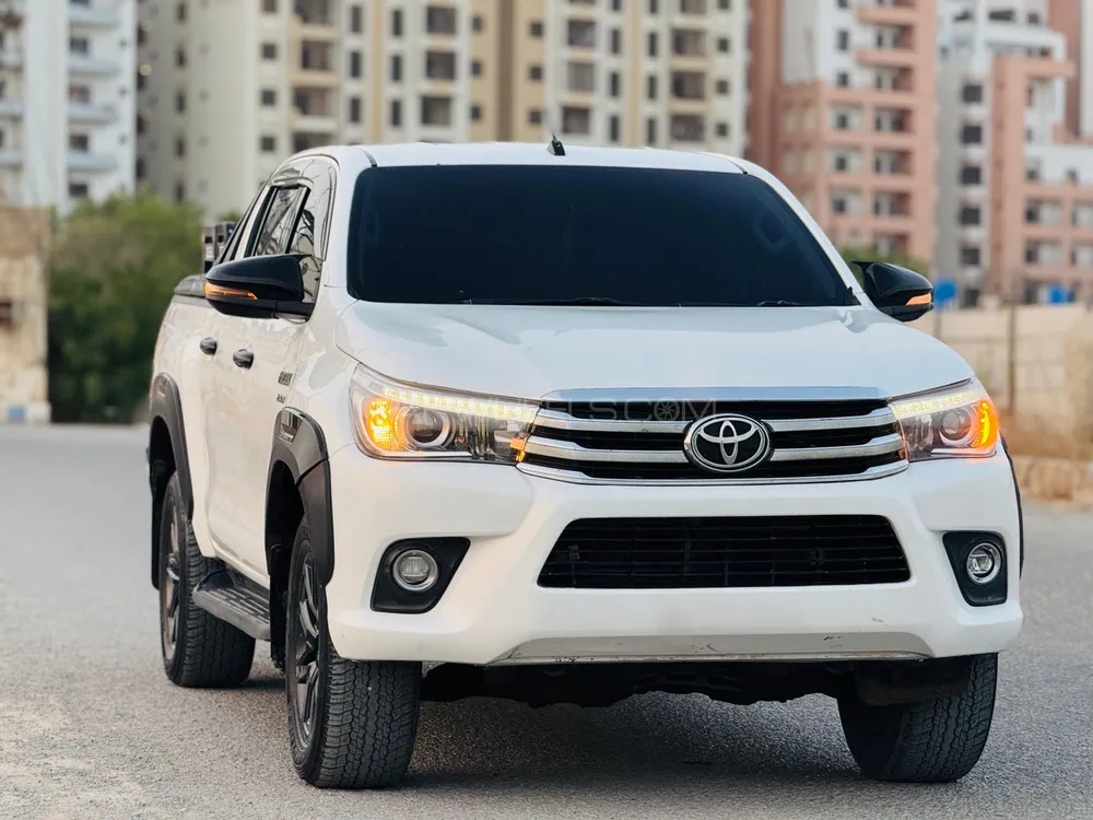 Toyota Hilux 2018 for Sale in Karachi Image-1