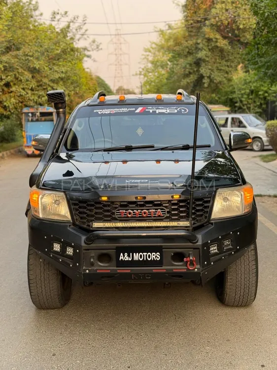 Toyota Hilux 2013 for Sale in Lahore Image-1