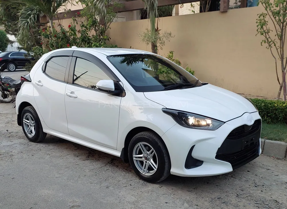 Toyota Yaris Hatchback 2021 for Sale in Karachi Image-1