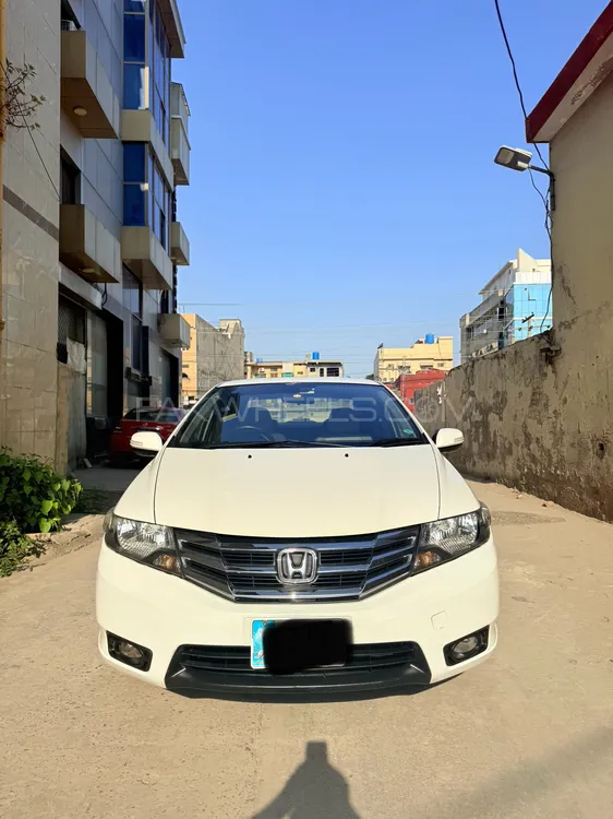 Honda City 2015 for Sale in Islamabad Image-1