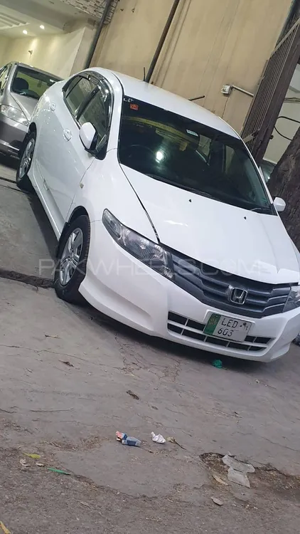 Honda City 2011 for Sale in Lahore Image-1