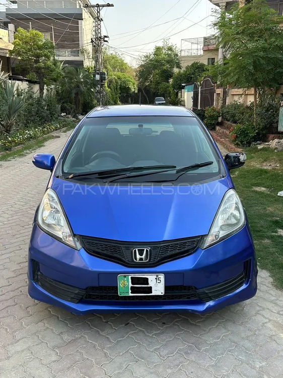 Honda Fit 2012 for Sale in Lahore Image-1