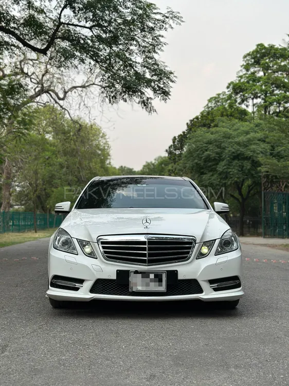 Mercedes Benz E Class 2012 for Sale in Lahore Image-1
