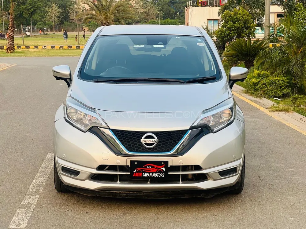 Nissan Note 2018 for Sale in Lahore Image-1