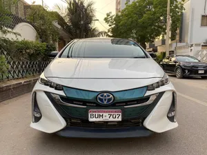 Toyota Prius PHV (Plug In Hybrid) 2017 for Sale