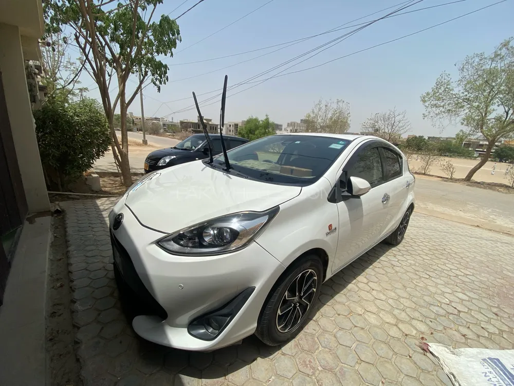 Toyota Aqua 2018 for Sale in Karachi Image-1