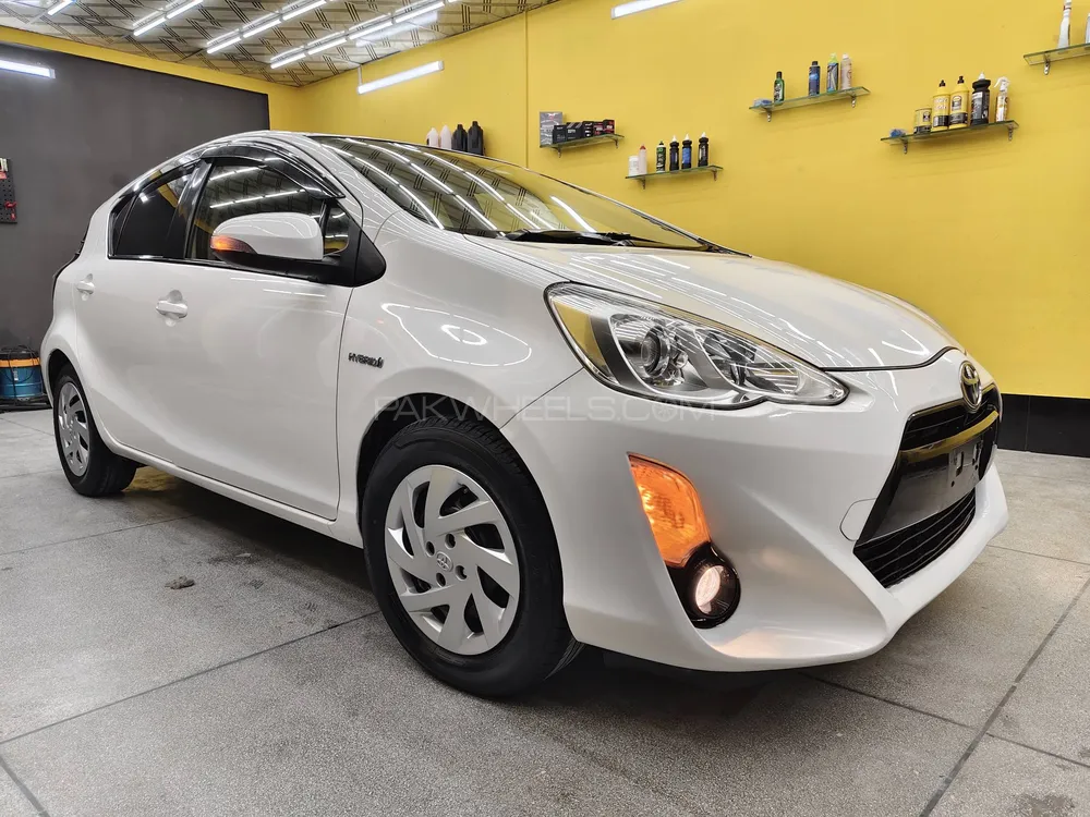 Toyota Aqua 2015 for Sale in Islamabad Image-1