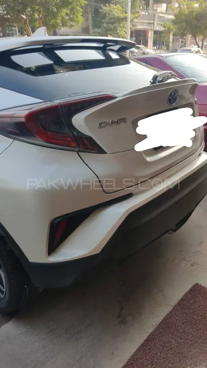 Toyota C-HR 2017 for Sale in Chishtian Image-1