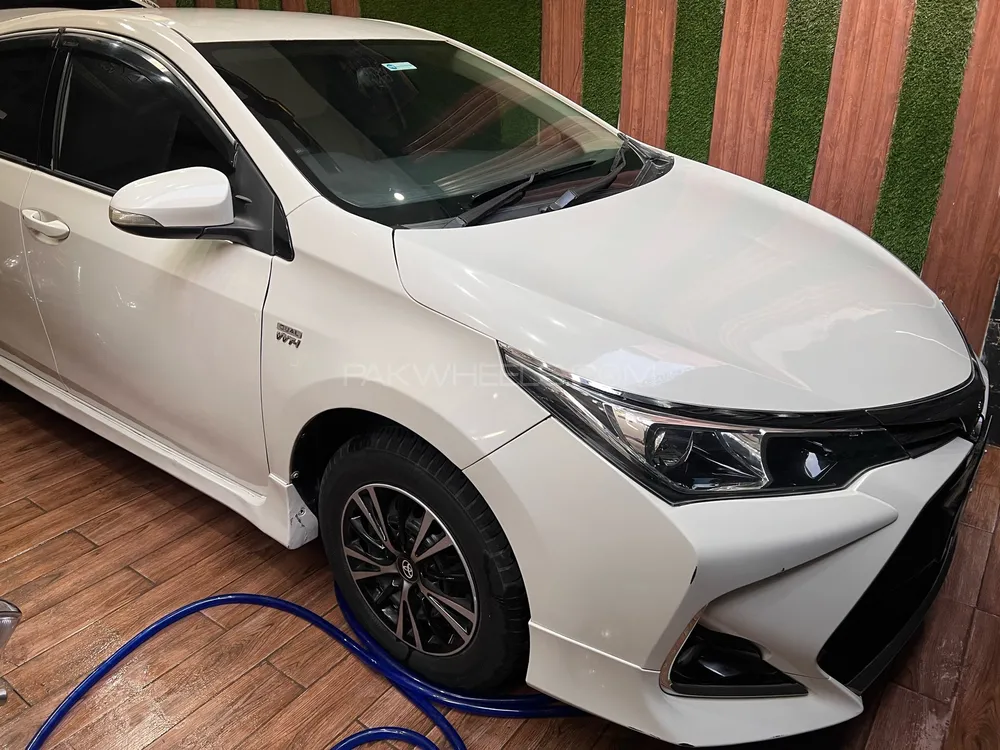 Toyota Corolla 2014 for Sale in Gujrat Image-1