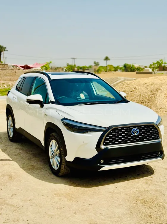 Toyota Corolla Cross 2024 for Sale in Multan Image-1