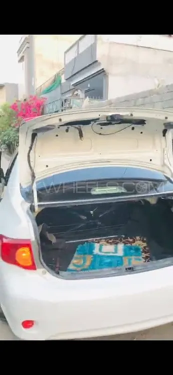 Toyota Corolla 2011 for Sale in Peshawar Image-1