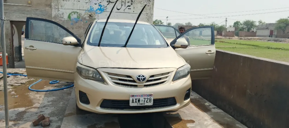 Toyota Corolla 2012 for Sale in Jhang Image-1