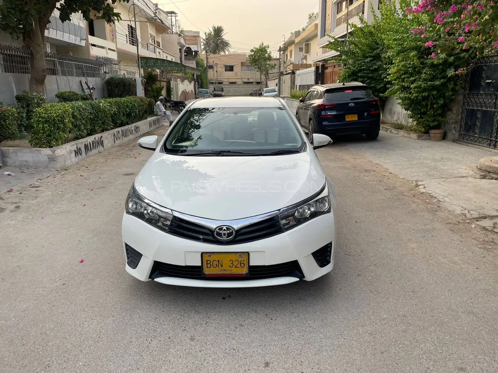 Toyota Corolla 2016 for Sale in Karachi Image-1