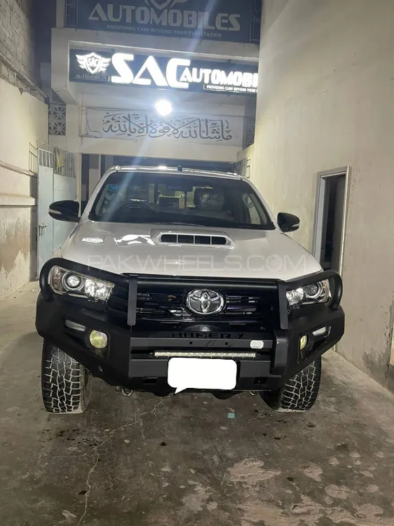 Toyota Hilux 2017 for Sale in Karachi Image-1