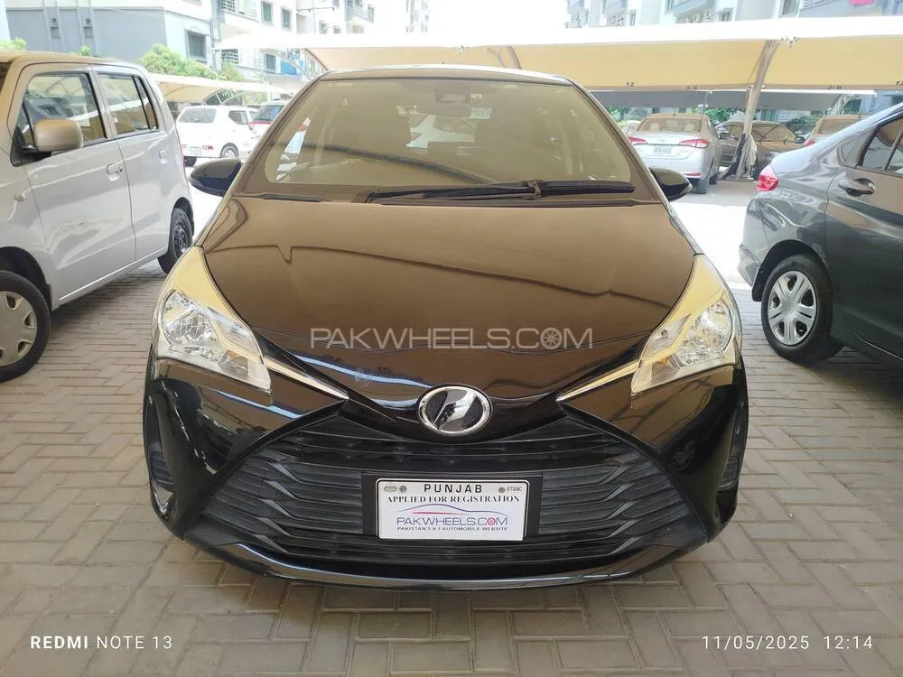 Toyota Vitz 2018 for Sale in Lahore Image-1