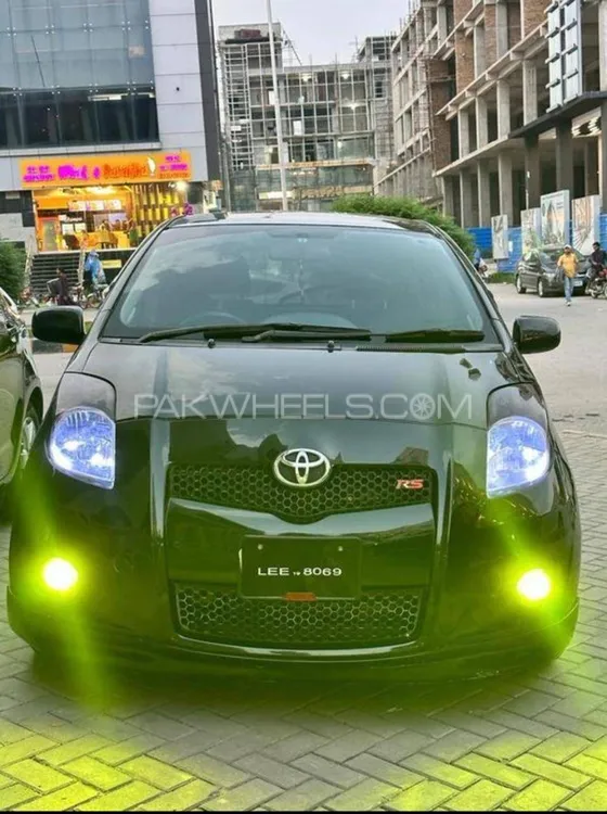 Toyota Vitz 2006 for Sale in Islamabad Image-1