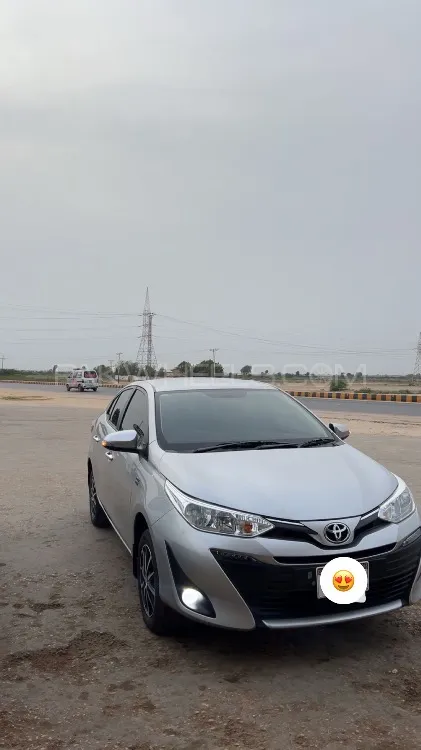 ٹویوٹا یارس سیڈان 2023 for Sale in کراچی Image-1