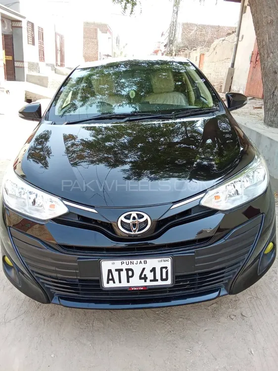Toyota Yaris Sedan 2022 for Sale in Burewala Image-1
