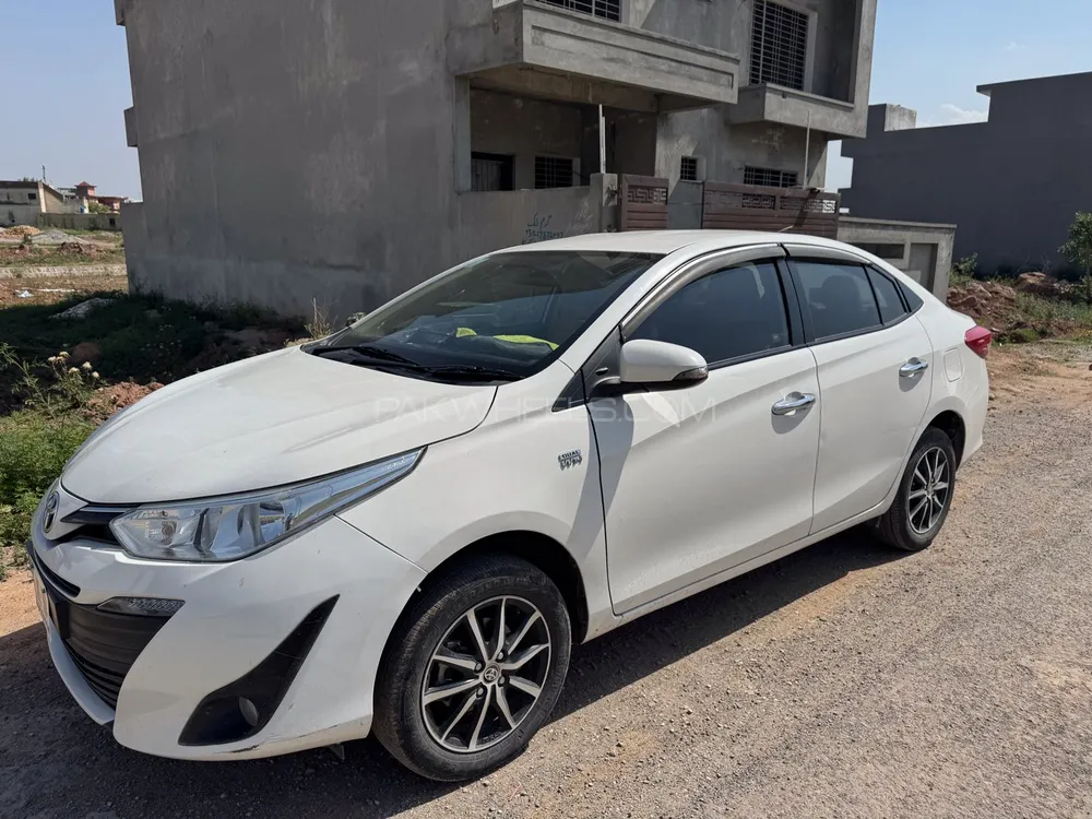 Toyota Yaris Sedan 2021 for Sale in Islamabad Image-1