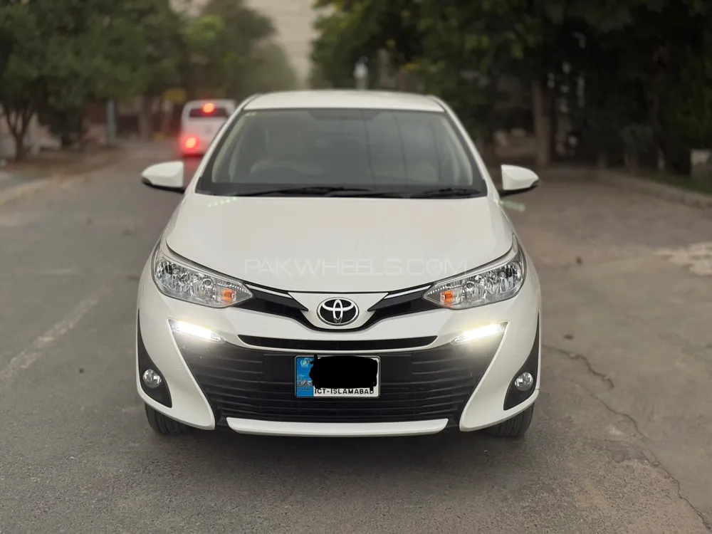Toyota Yaris Sedan 2023 for Sale in Faisalabad Image-1
