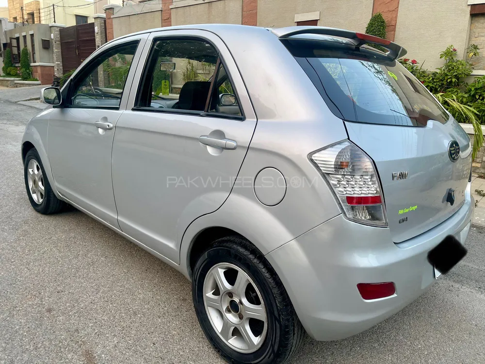 FAW V2 2018 for Sale in Karachi FAW V2 2018 for Sale in Karachi Image-3