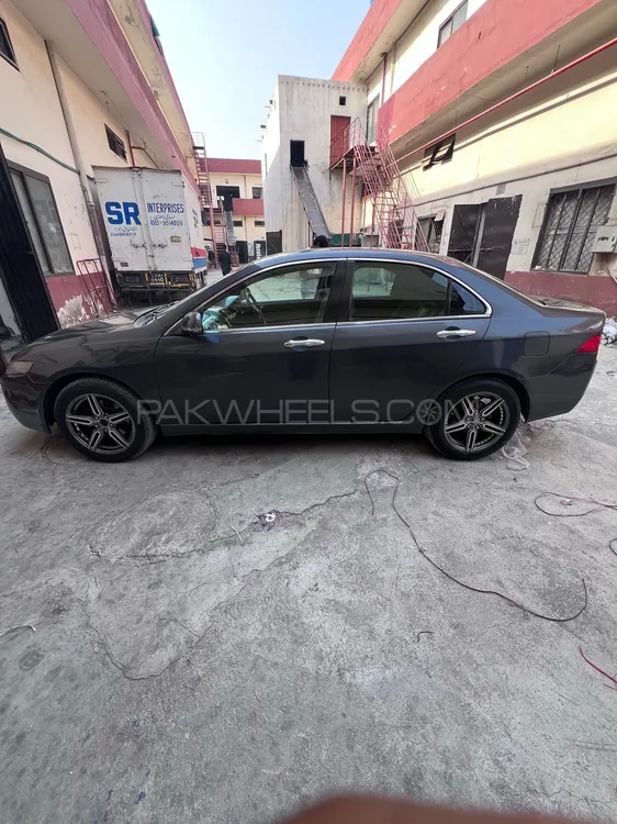 Honda Accord 2003 for Sale in Lahore Image-1