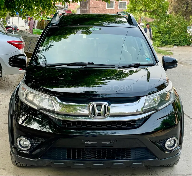 Honda BR-V 2018 for Sale in Islamabad Image-1