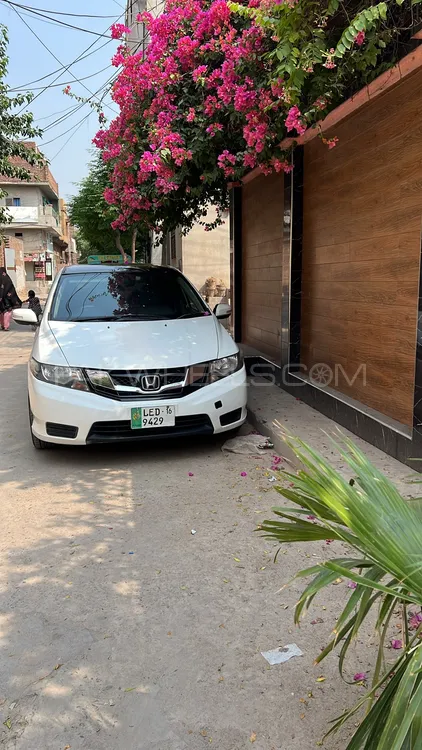 Honda City 2016 for Sale in Faisalabad Image-1