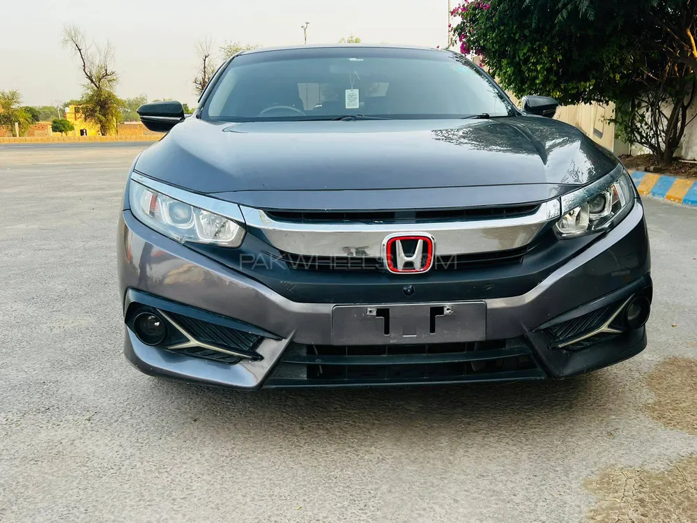 Honda Civic 2018 for Sale in Chichawatni Image-1
