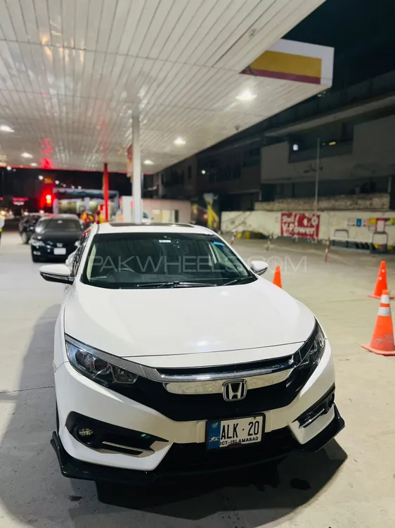 Honda Civic 2018 for Sale in Peshawar Image-1