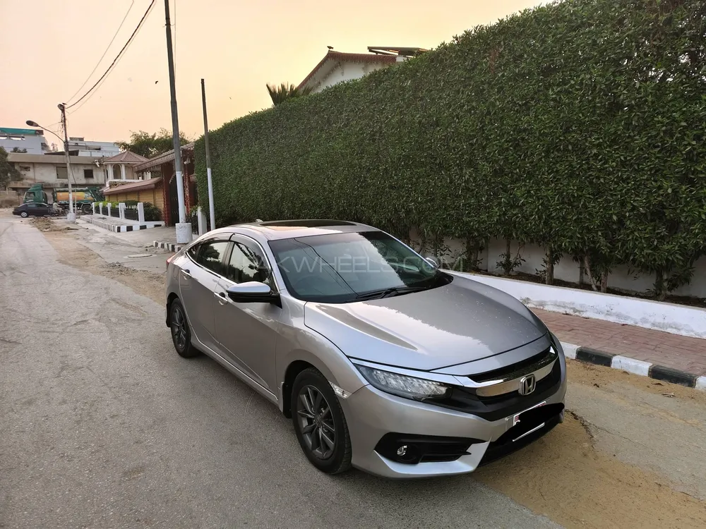 Honda Civic 2020 for Sale in Karachi Image-1