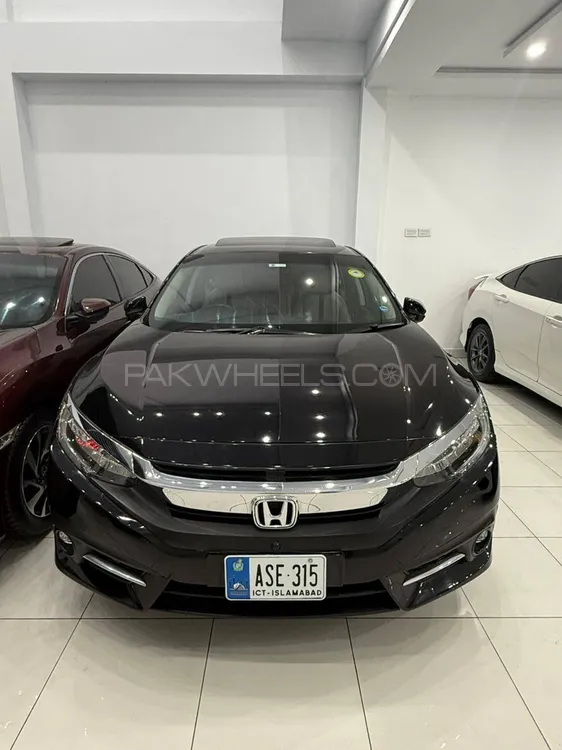 Honda Civic 2020 for Sale in Peshawar Image-1